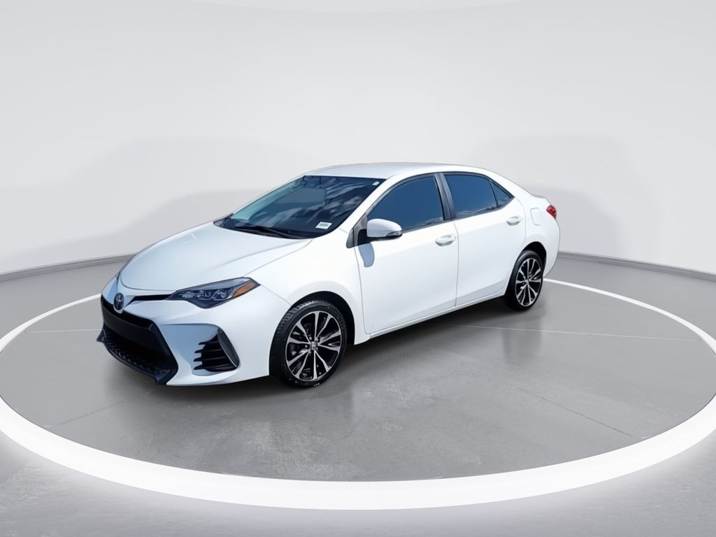 2017 Toyota Corolla SE 4