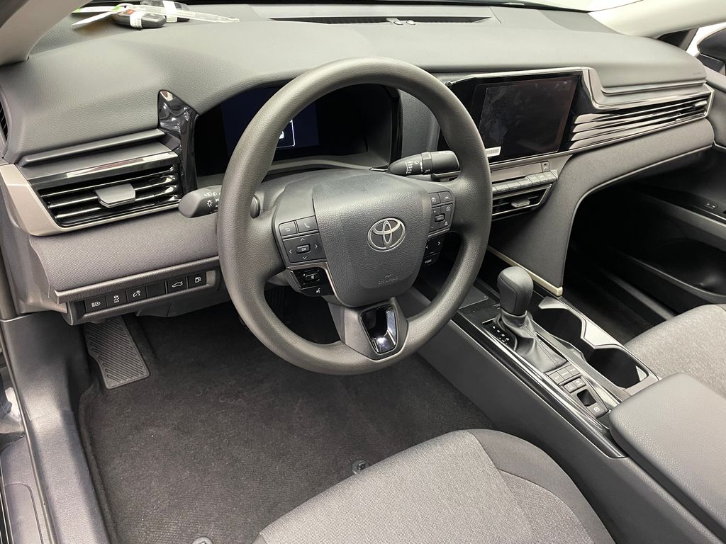 2025 Toyota Camry LE 11