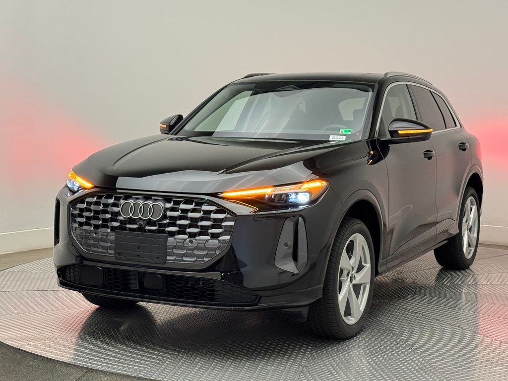 Thumbnail: 2025 Audi Q5 - 5