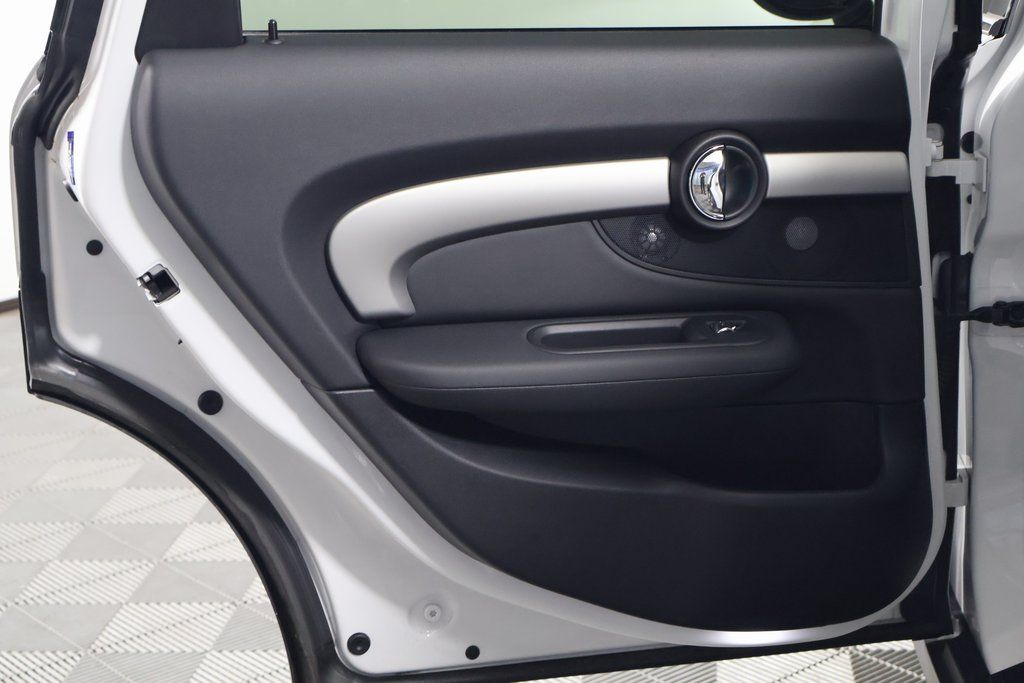 Thumbnail: 2023 MINI Cooper Clubman - 13