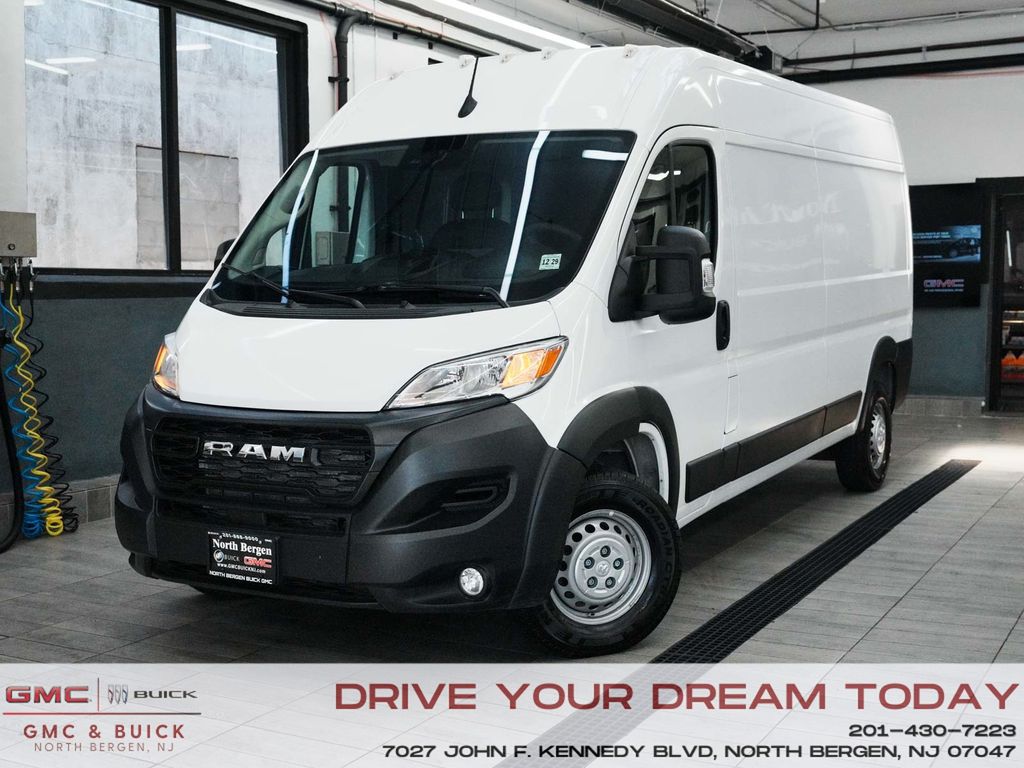 Bright White Clearcoat 2025 RAM ProMaster Van Front-Wheel Drive 9-Speed Automatic