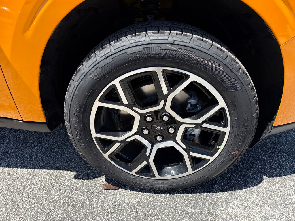 New 2026 Orange Ford Lariat image 11