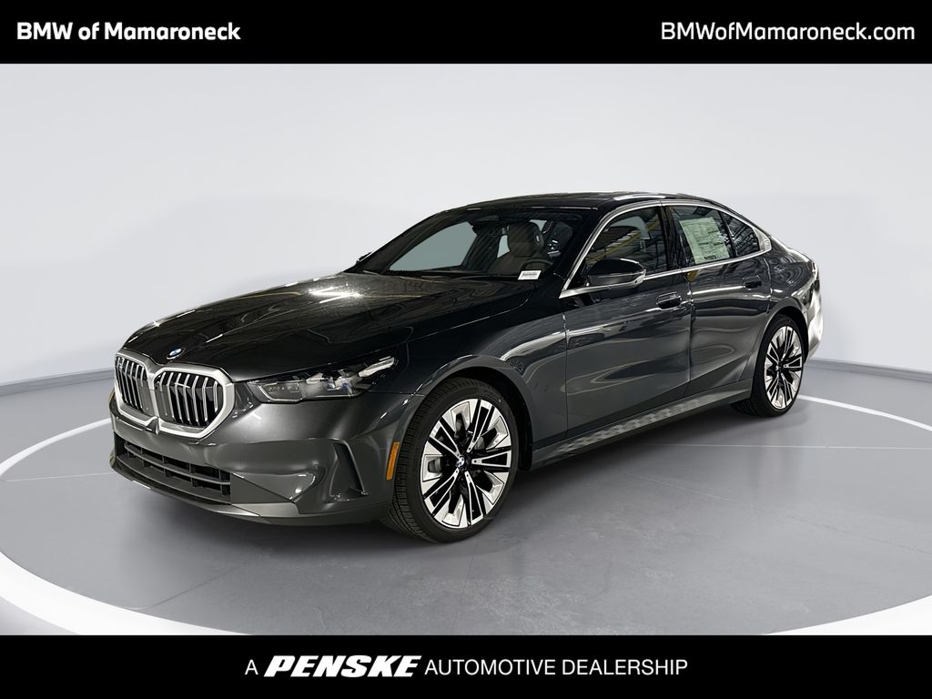 Thumbnail: 2027 BMW 5 Series - 1