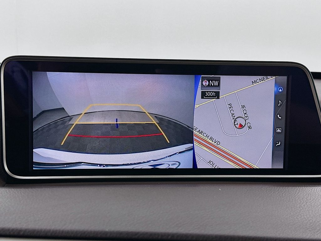 Thumbnail: 2018 Lexus RX - 14