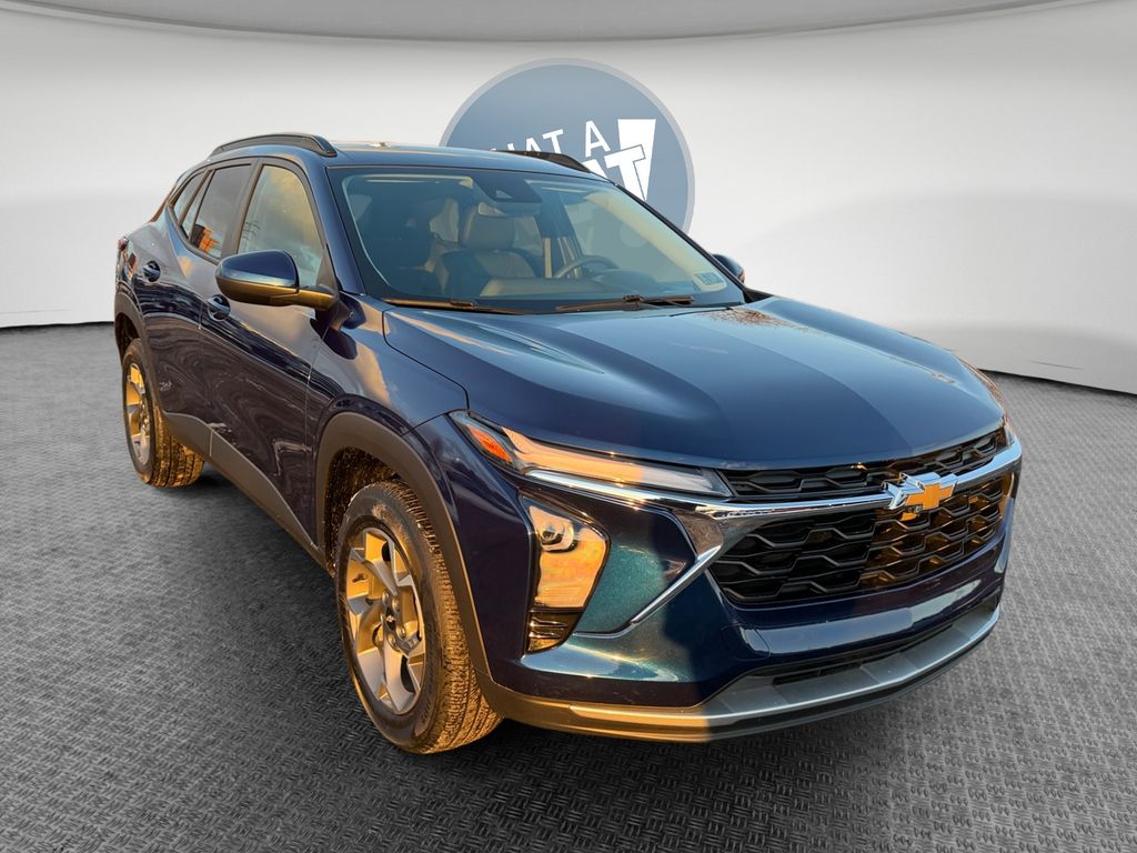 2024 Chevrolet Trax LT FWD