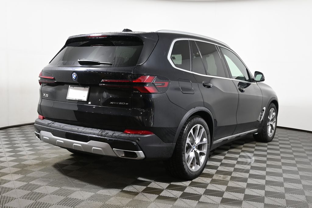 Thumbnail: 2026 BMW X5 - 7