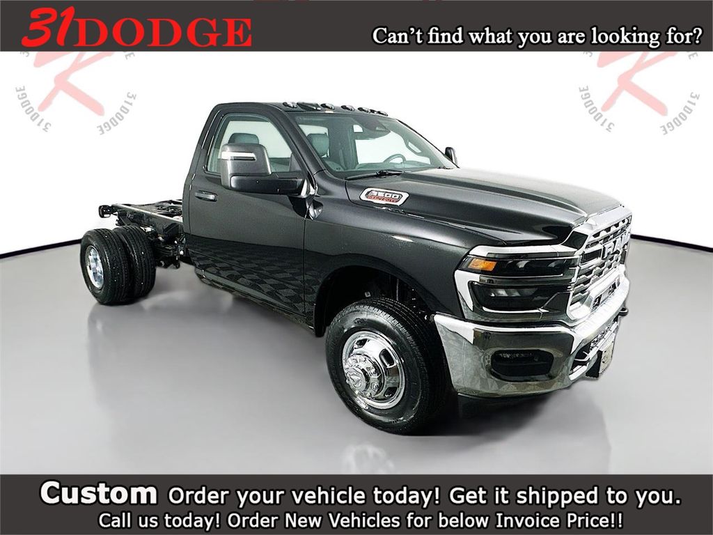 2026 RAM 3500 Chassis Tradesman Regular Cab DRW 4WD