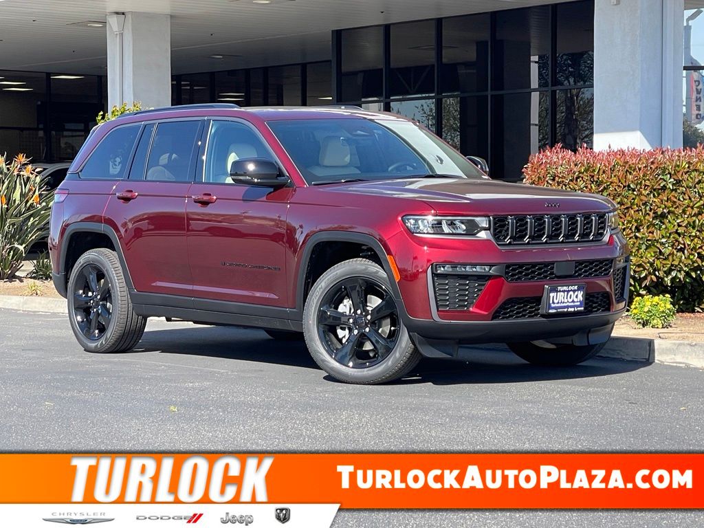 Velvet Red Pearlcoat 2026 Jeep Grand Cherokee SUV / Crossover Four-Wheel Drive 8-Speed Automatic