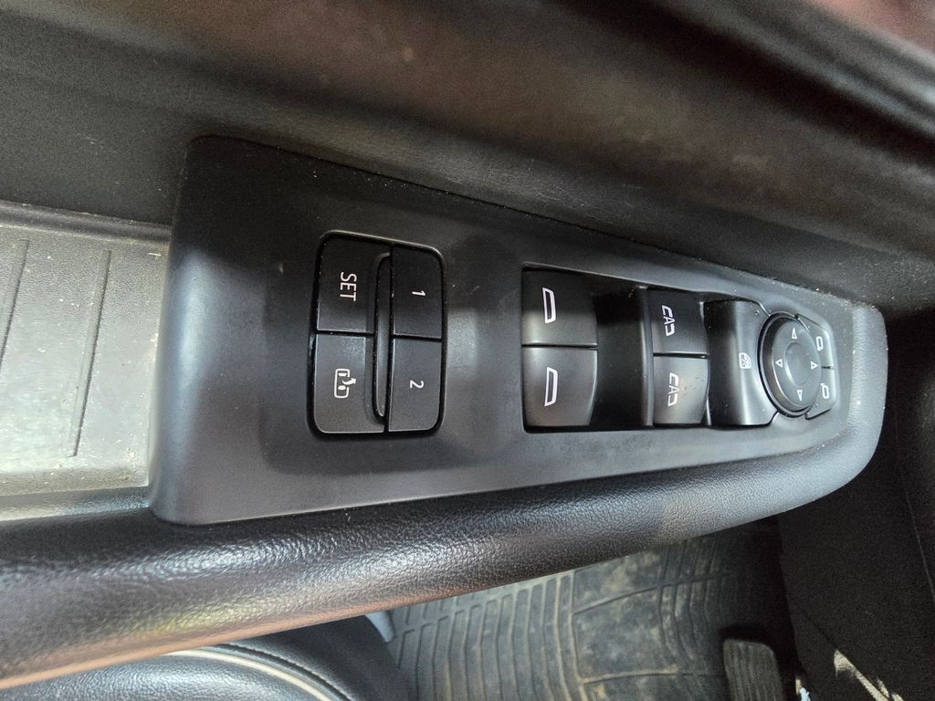 GMCYukon25