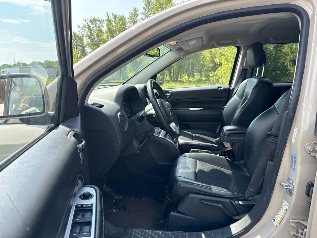 2017 Mojave Jeep Compass Latitude 4X4 SUV