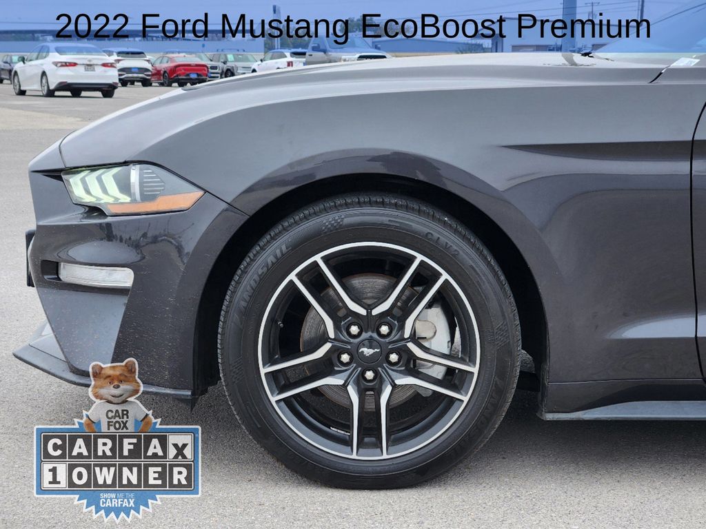 2022 Ford Mustang EcoBoost Premium 8