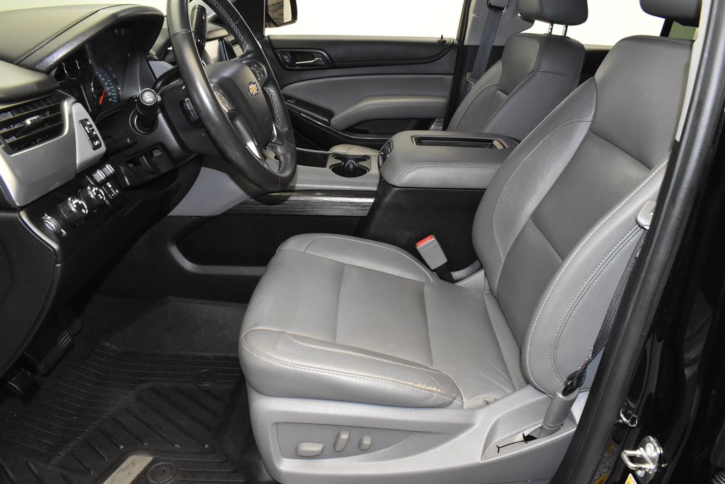 Thumbnail: 2018 Chevrolet Tahoe - 15