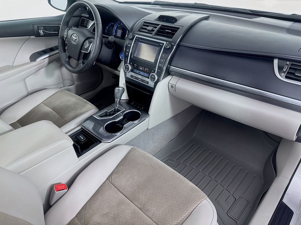 Used Car 2012 Toyota Camry Hybrid  Le For Sale Under $15,000 In Austin, Texas