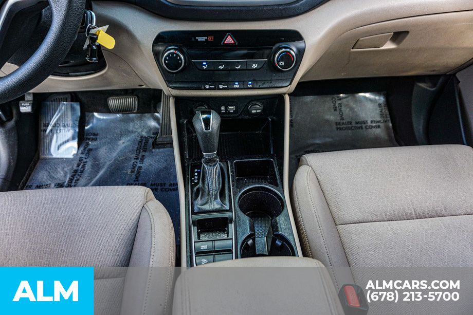2016 Hyundai Tucson SE photo 35