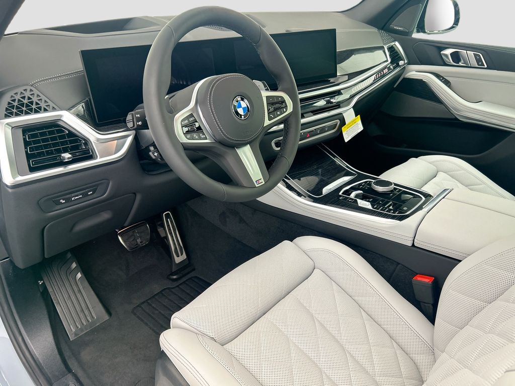 Thumbnail: 2026 BMW X5 - 9