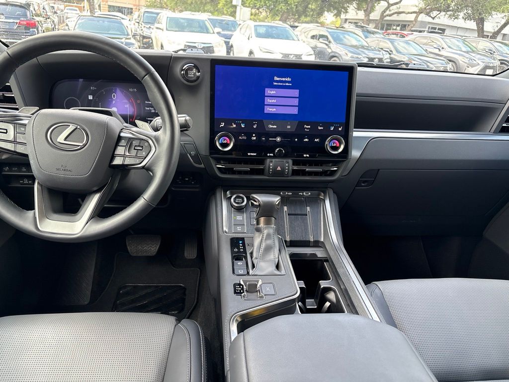 Thumbnail: 2025 Lexus GX - 21