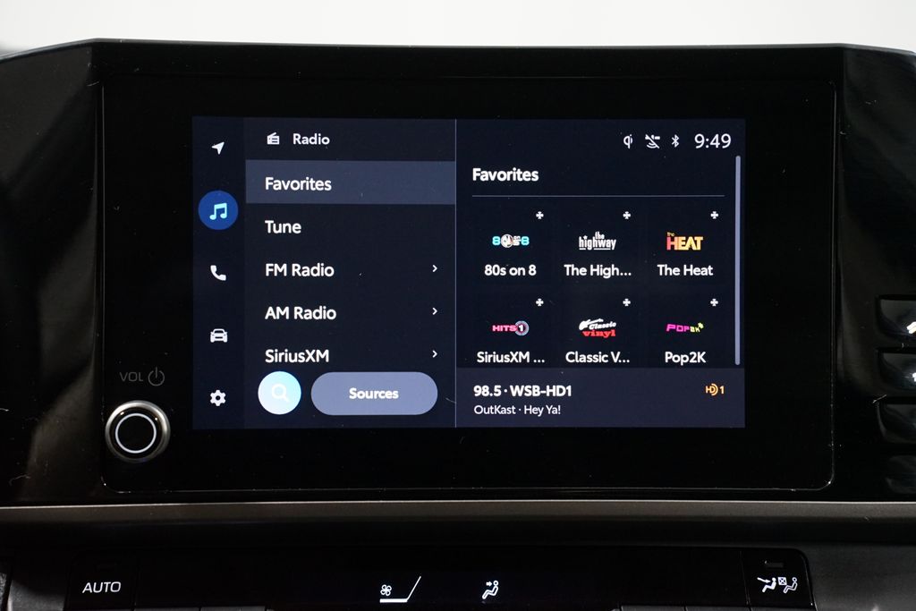 Thumbnail: 2025 Toyota Camry - 18