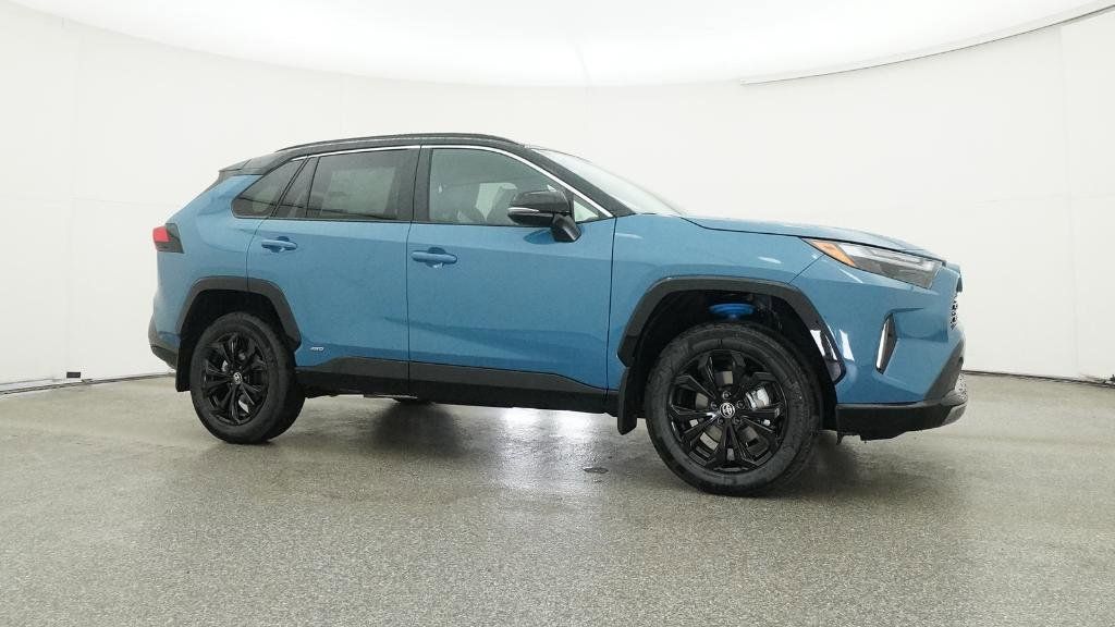 Thumbnail: 2025 Toyota RAV4 - 28