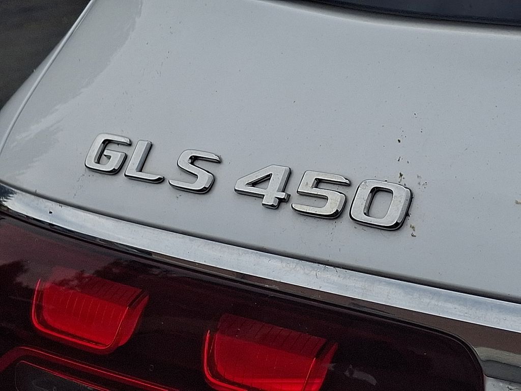 Thumbnail: 2024 Mercedes-Benz GLS - 31