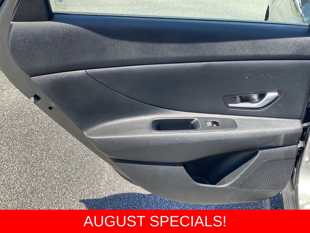 Used 2025 Hyundai Elantra Sedan