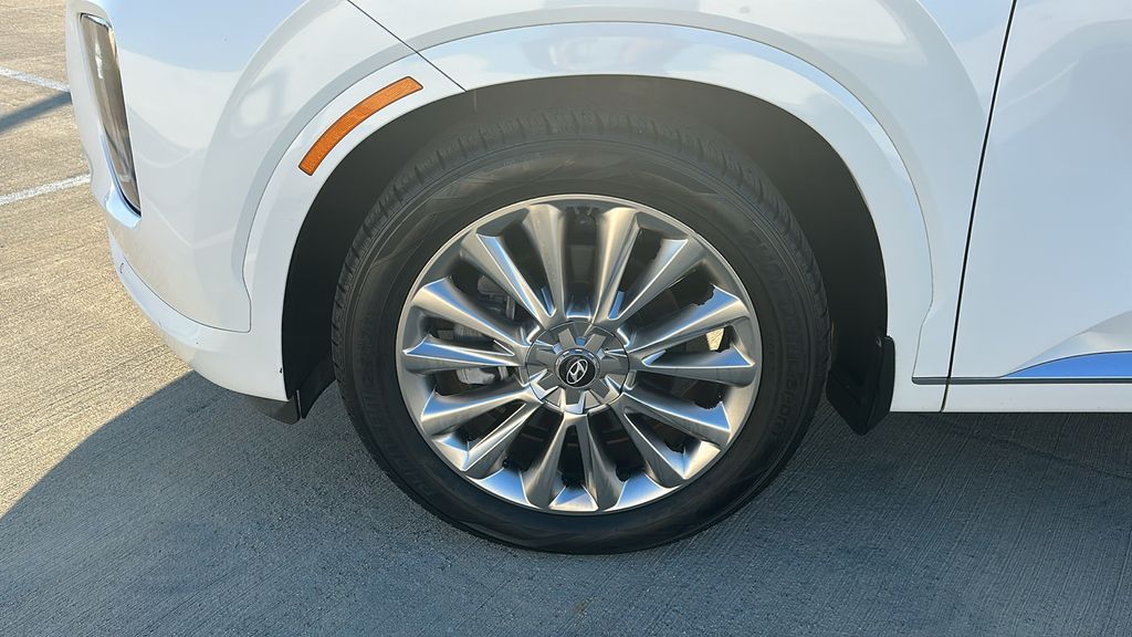 2020 Hyundai Palisade Limited White at Community Toyota