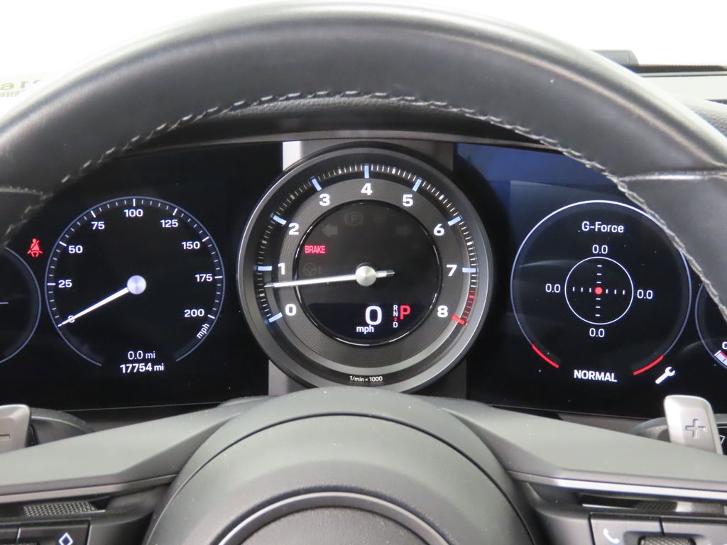 Thumbnail: 2023 Porsche 911 - 16