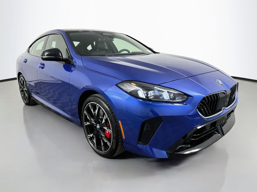 Thumbnail: 2026 BMW 2 Series - 3