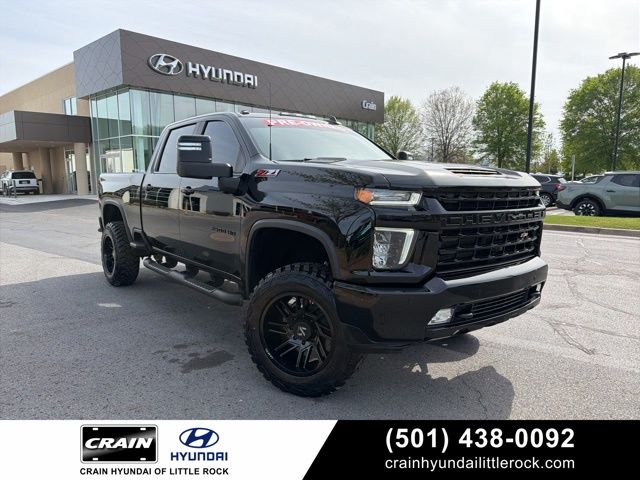 Black 2022 Chevrolet Silverado 2500HD LT Crew Cab 4WD Pickup Truck Four-Wheel Drive 6-Speed Automatic
