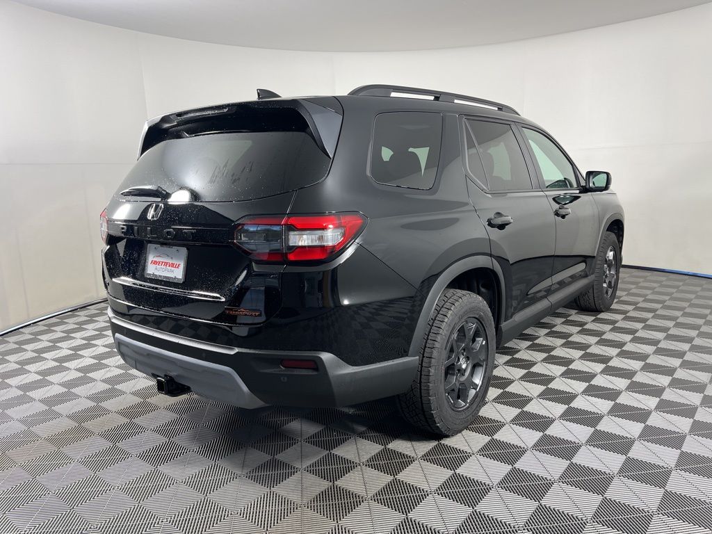 2025 Honda Pilot TrailSport 18