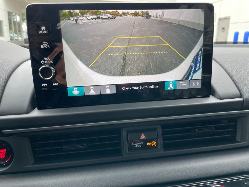 Thumbnail: 2025 Honda Pilot - 17