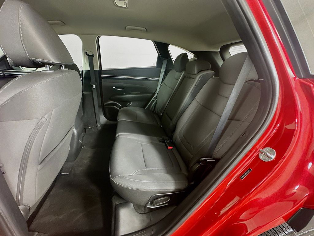 Thumbnail: 2022 Hyundai Tucson - 23