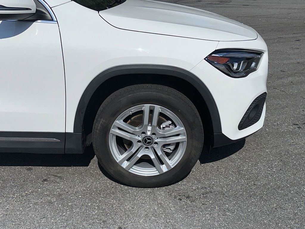 2023 Mercedes-Benz GLA GLA 250 13