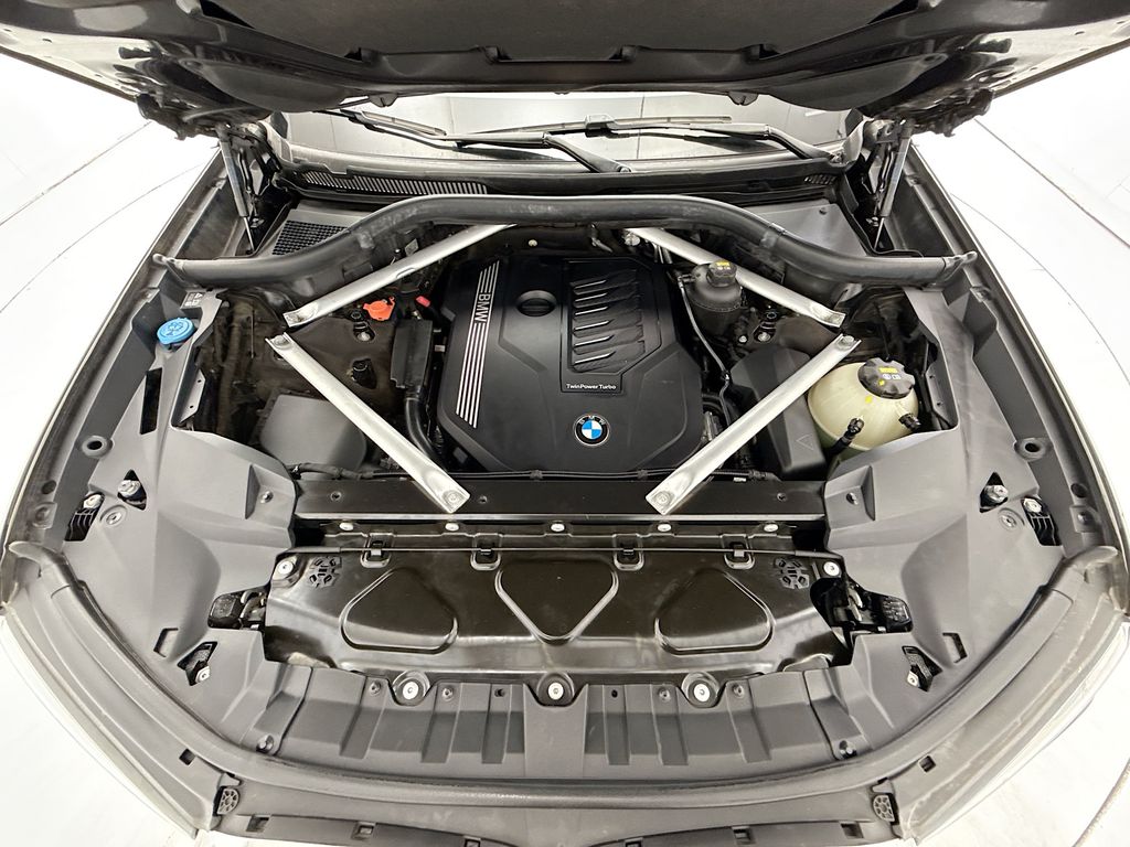 Thumbnail: 2020 BMW X7 - 29