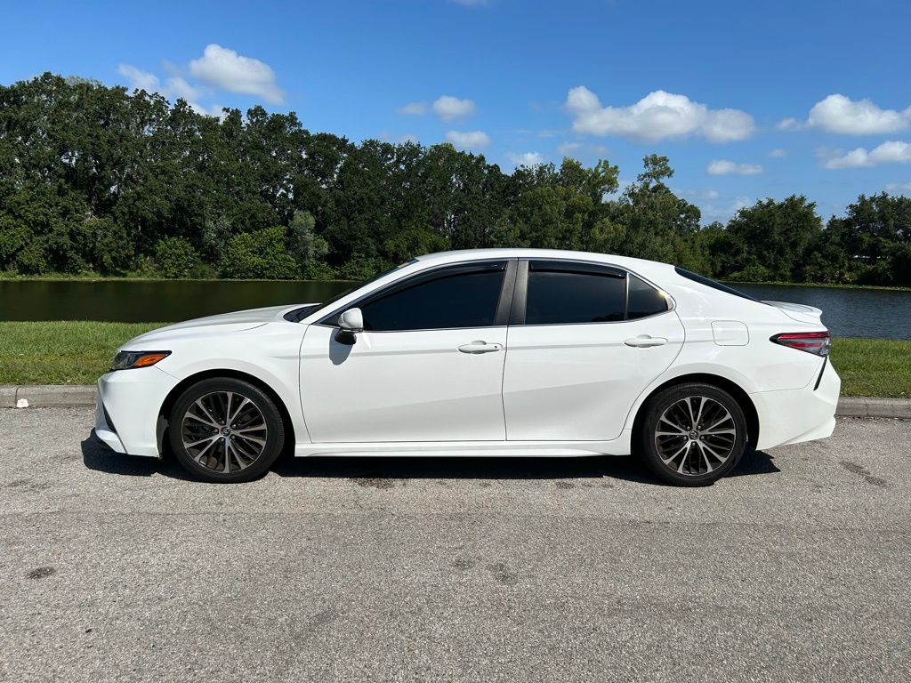 Thumbnail: 2018 Toyota Camry - 2