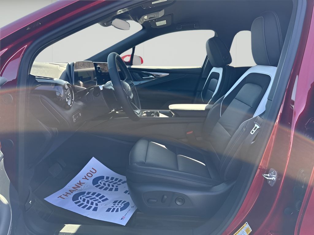 2025 Chevrolet Blazer EV LT - Photo 18