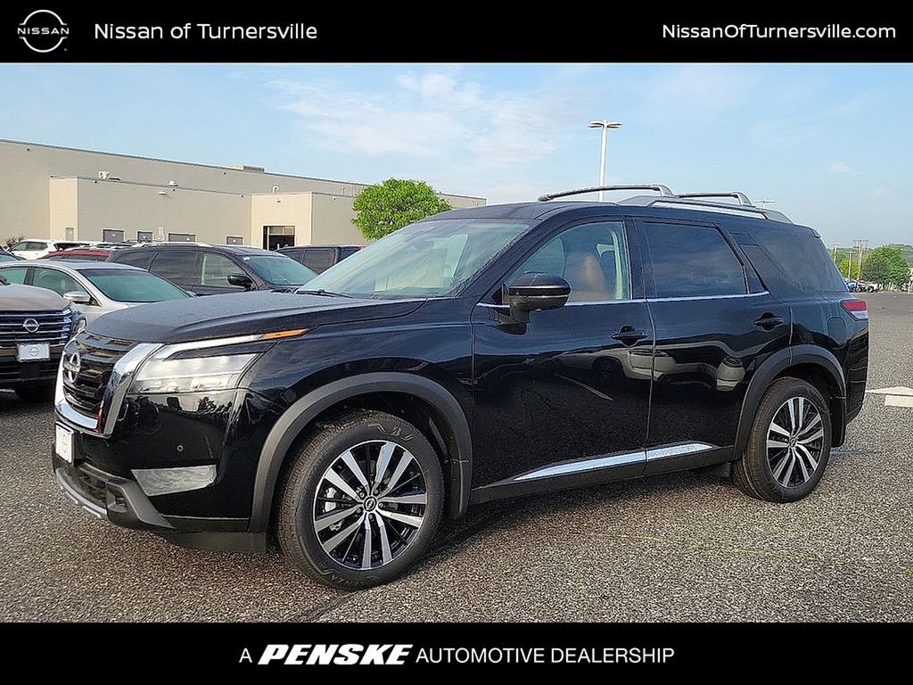 Thumbnail: 2025 Nissan Pathfinder - 1