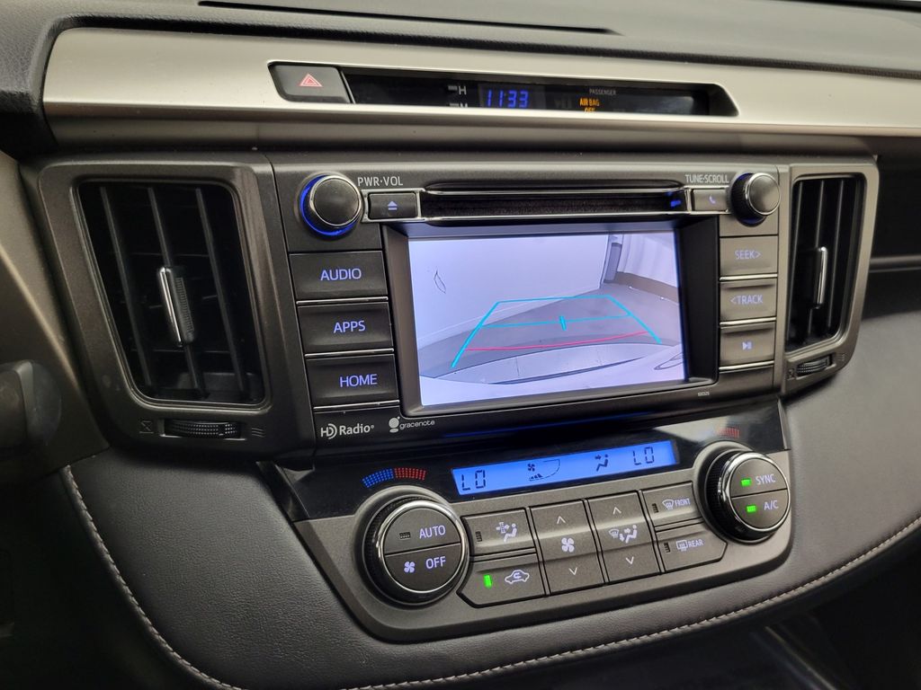 Thumbnail: 2015 Toyota RAV4 - 32
