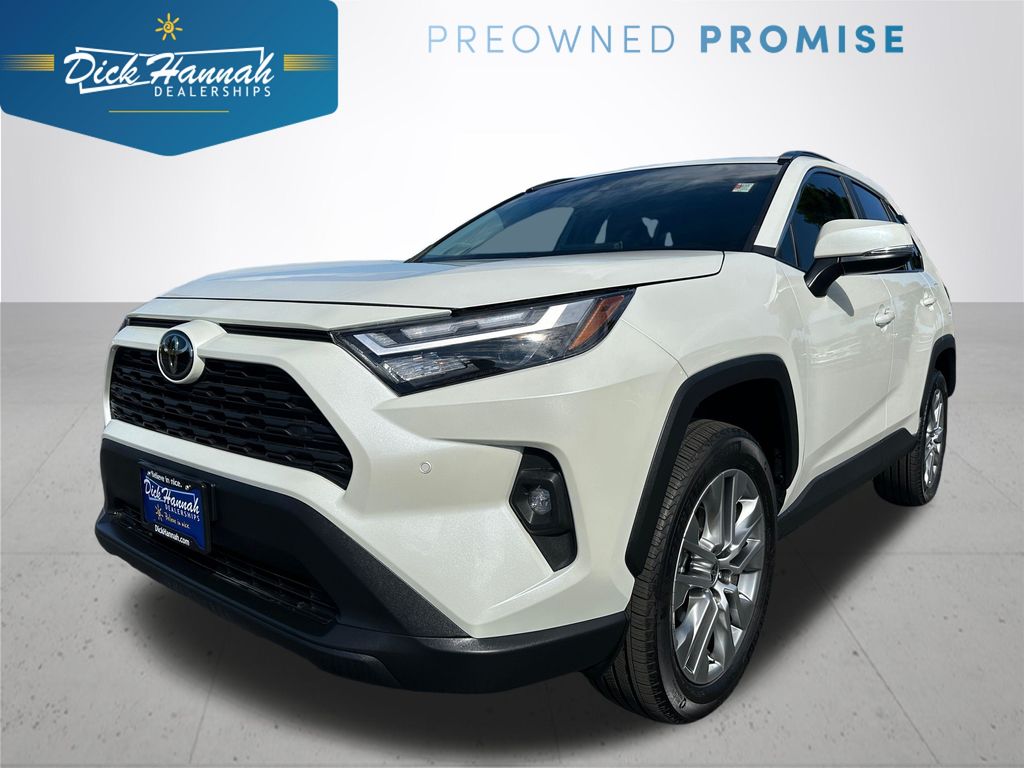 2022 Toyota RAV4 XLE Premium