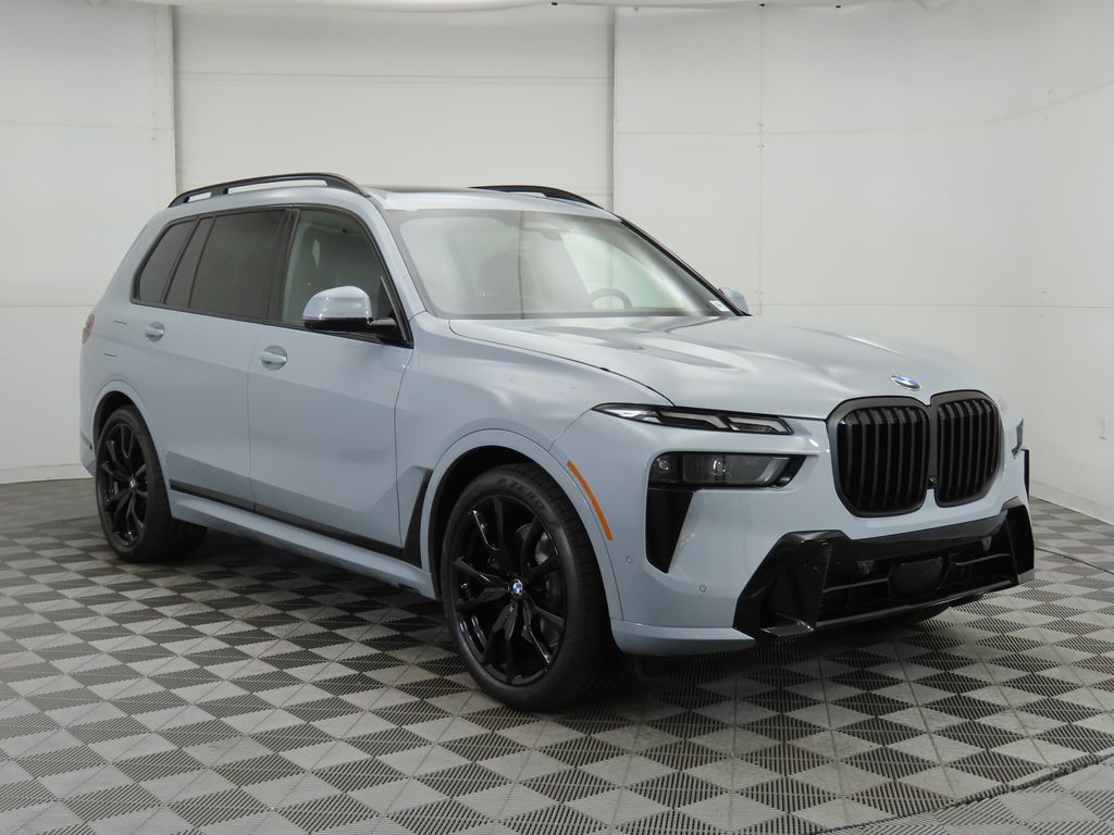 Thumbnail: 2026 BMW X7 - 3