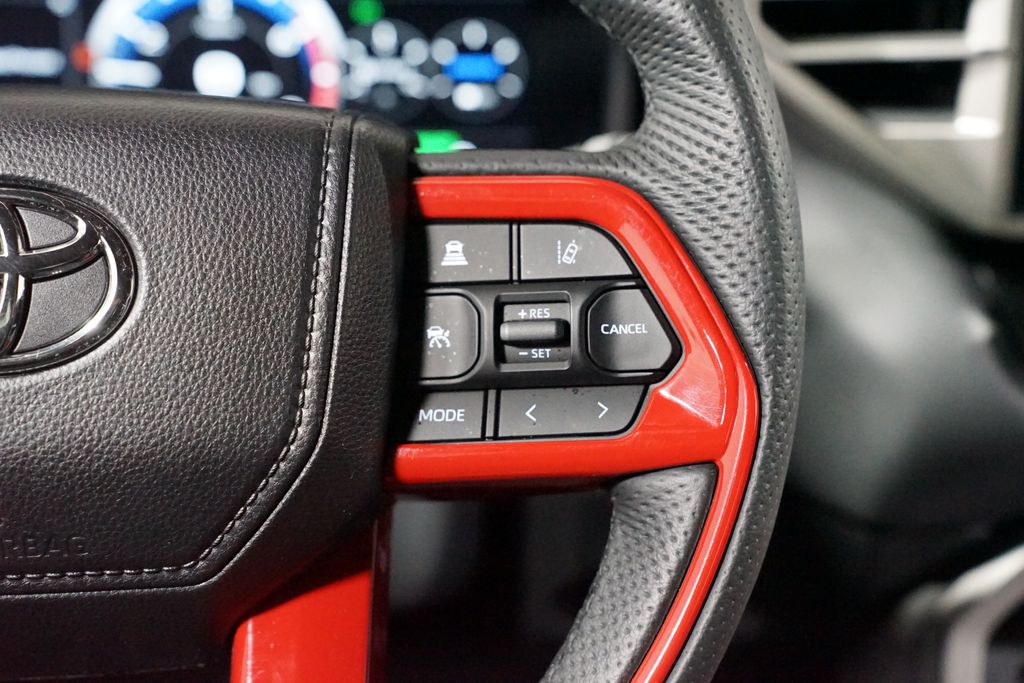 Thumbnail: 2025 Toyota Tundra - 14