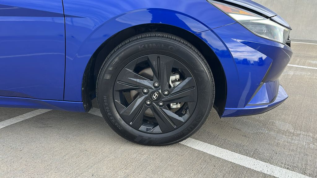 2023 Hyundai Elantra SEL Blue at Victoria Chrysler Dodge Jeep Ram