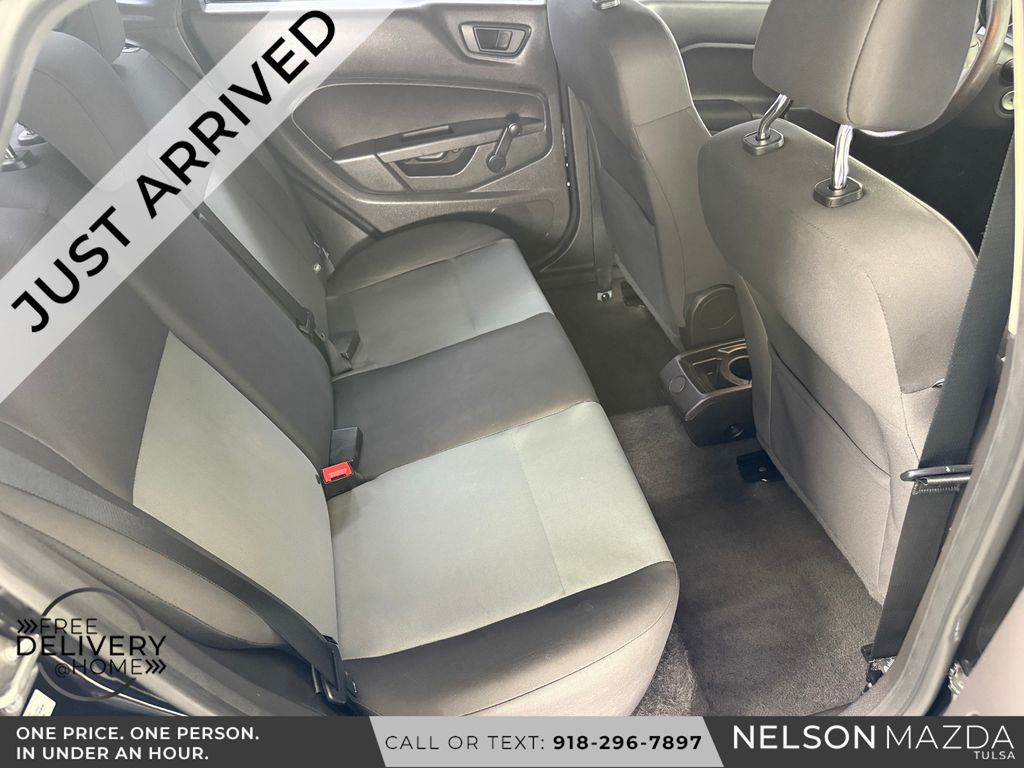 Used 2016 Black Ford S image 32