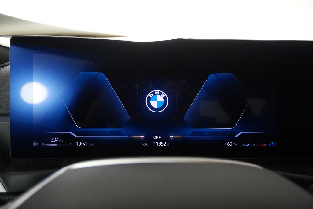 Thumbnail: 2025 BMW 3 Series - 23