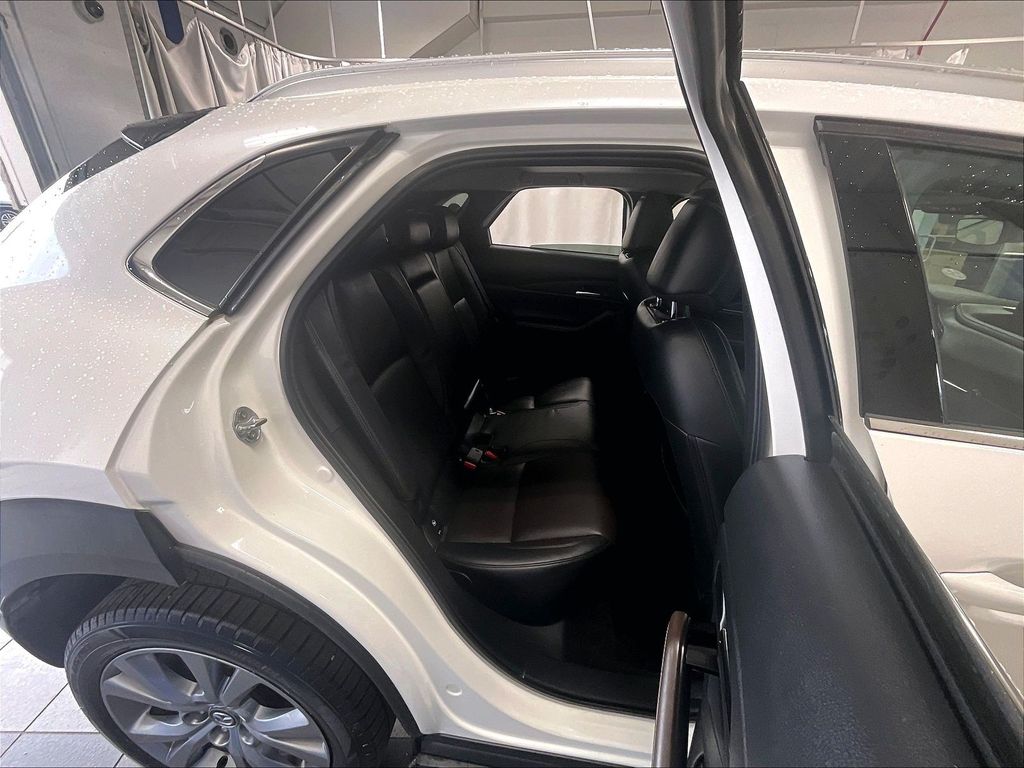 2023 Mazda CX-30 — photo 16