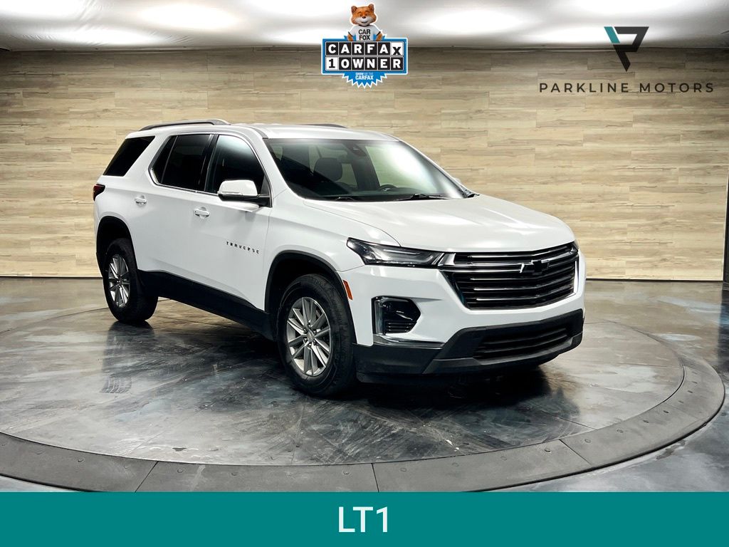  2023 Chevrolet Traverse LT Cloth FWD   