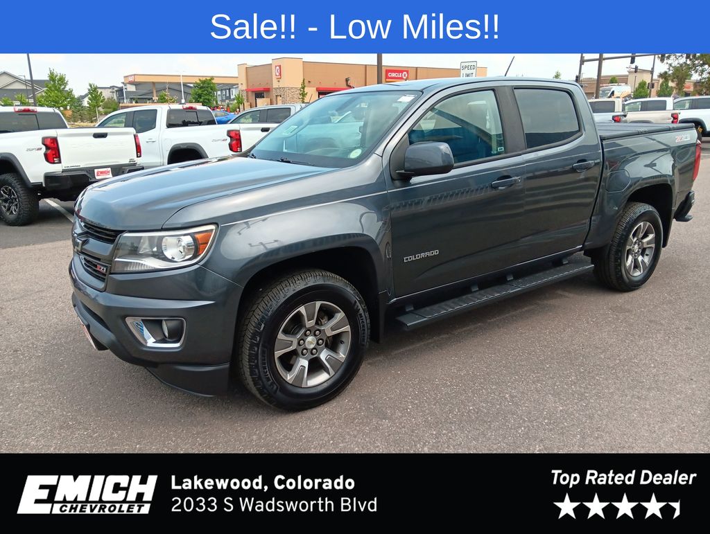 Cyber Gray Metallic 2017 Chevrolet Colorado Pickup Truck Four-Wheel Drive 8-Speed Automatic