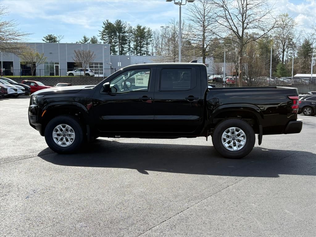 View vehicle photo 5