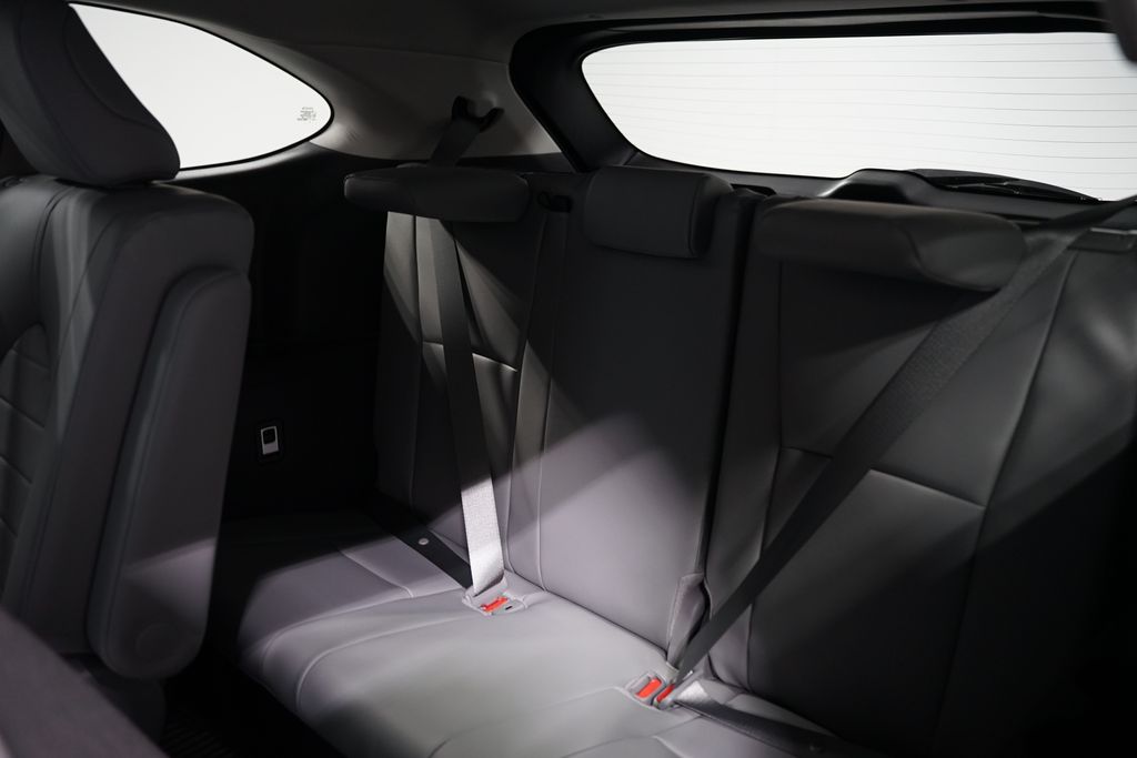 2025 Toyota Highlander XLE 30