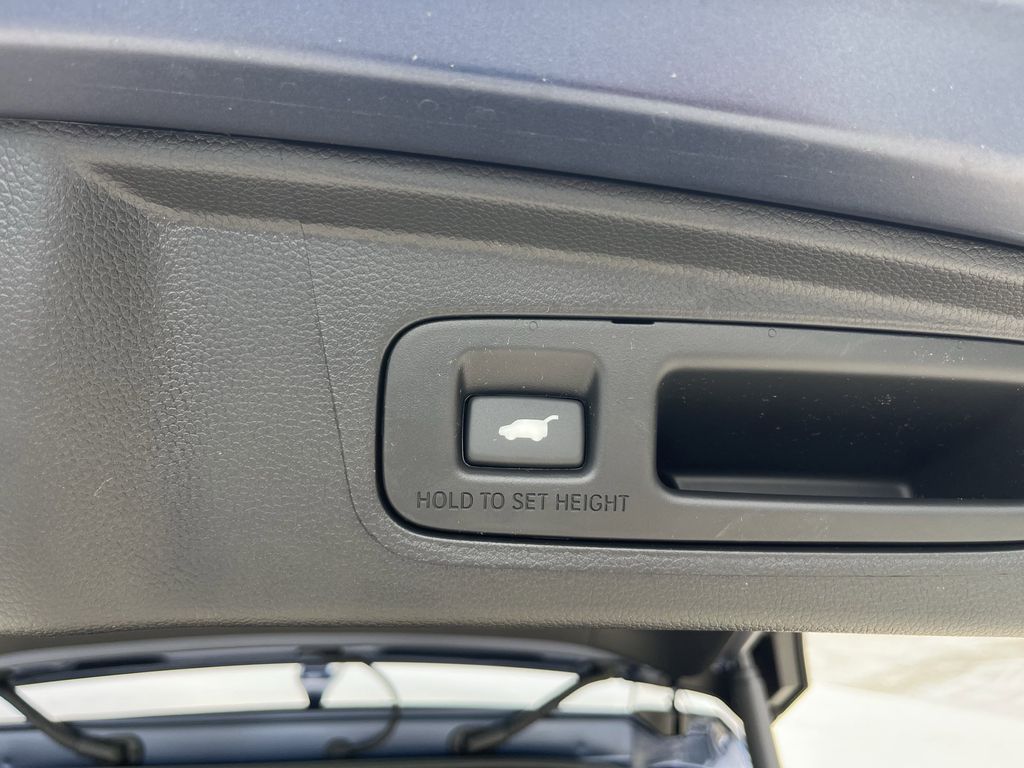 new 2026 Honda CR-V Hybrid car, priced at $38,437