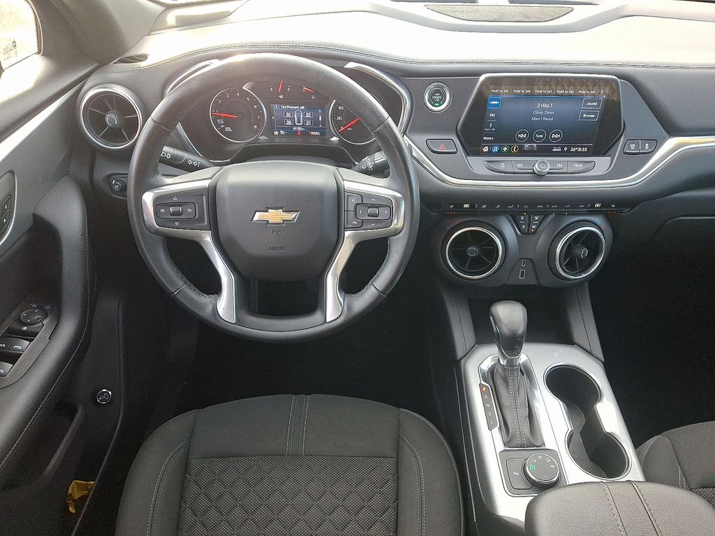 Thumbnail: 2019 Chevrolet Blazer - 12